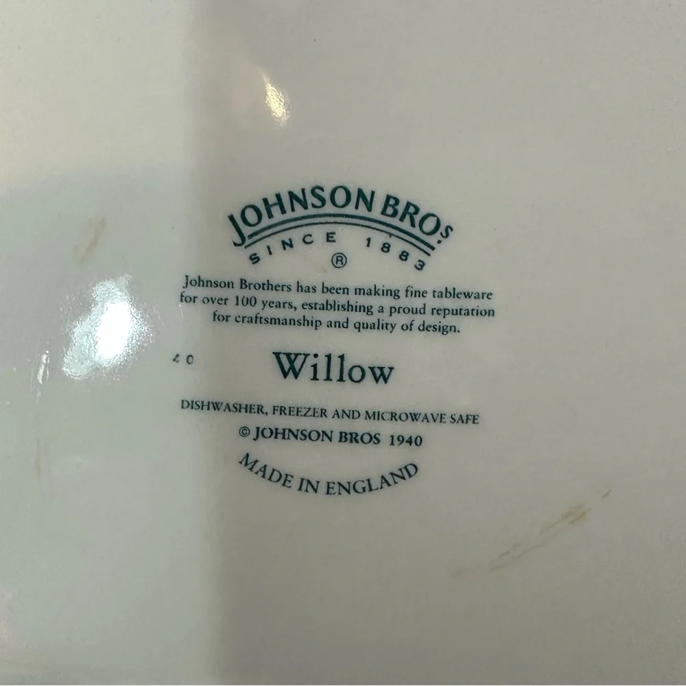 Johnson Brothers Willow Blue - Blue Willow Dinner Plate 10 1/4”